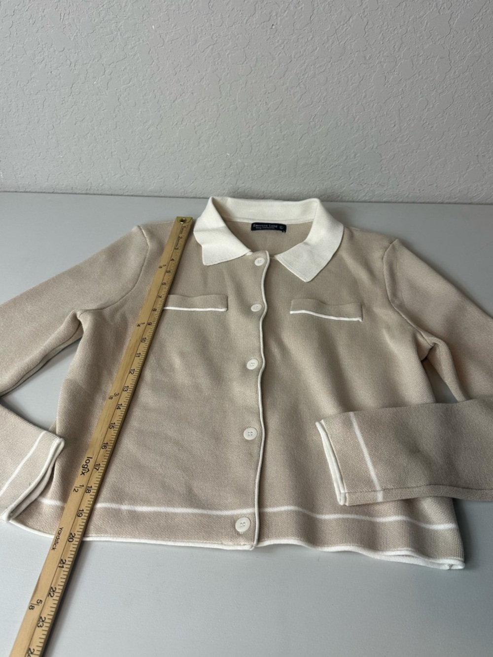 Emerson Lang Young Contemporary Classic Polo Beige Cardigan Sweater Size Large - Picture 6 of 11